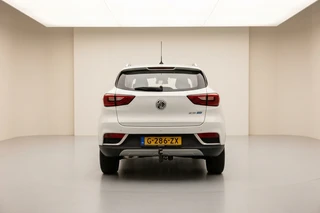MG ZS EV – thumbnail 2