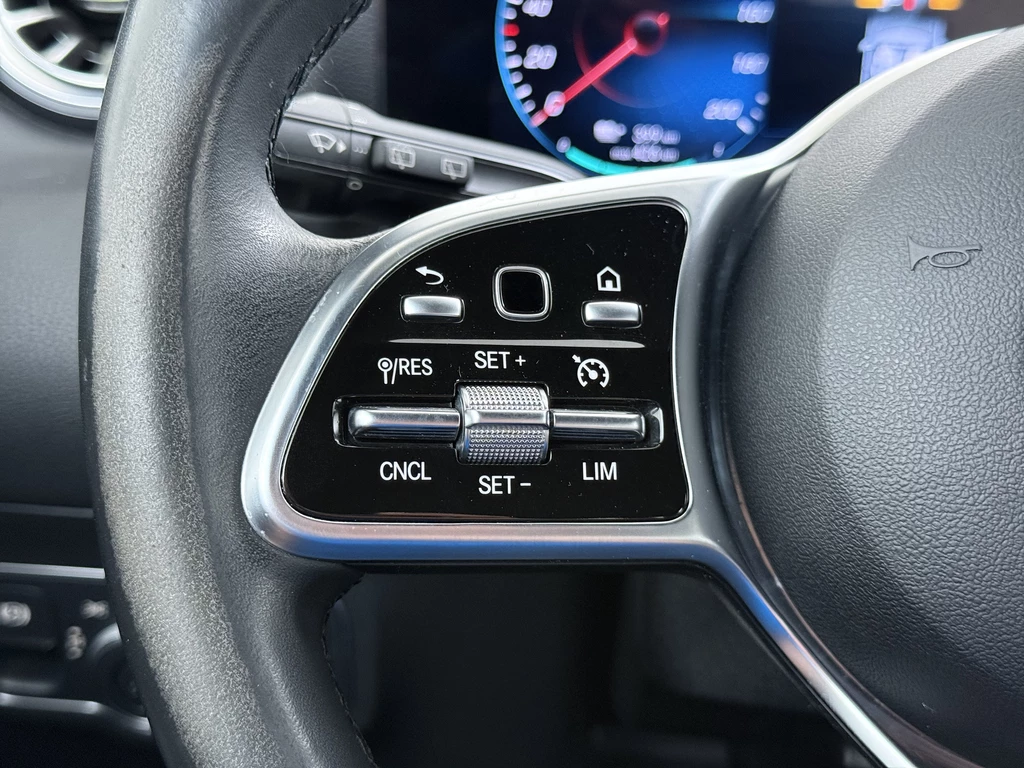 Mercedes-Benz EQA – foto 34