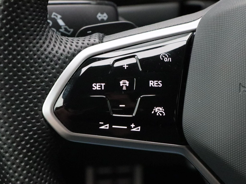 Volkswagen T-Roc – foto 24