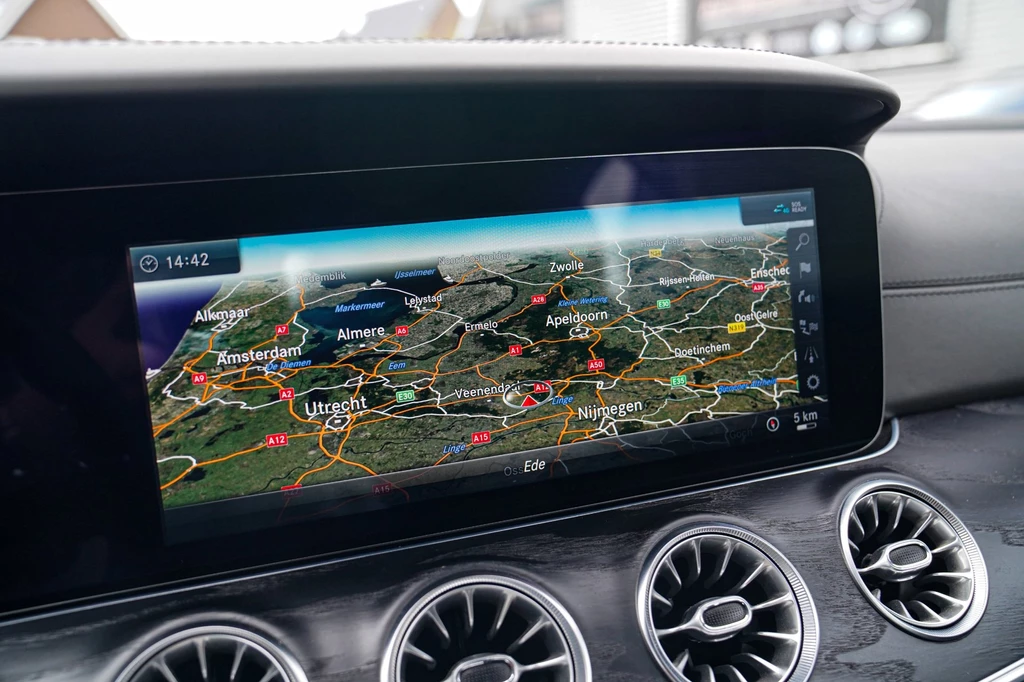 Mercedes-Benz E-Klasse – foto 48