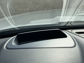 Jaguar E-PACE – thumbnail 15