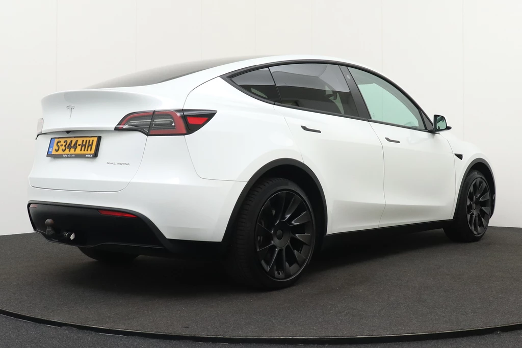 Tesla Model Y – foto 4