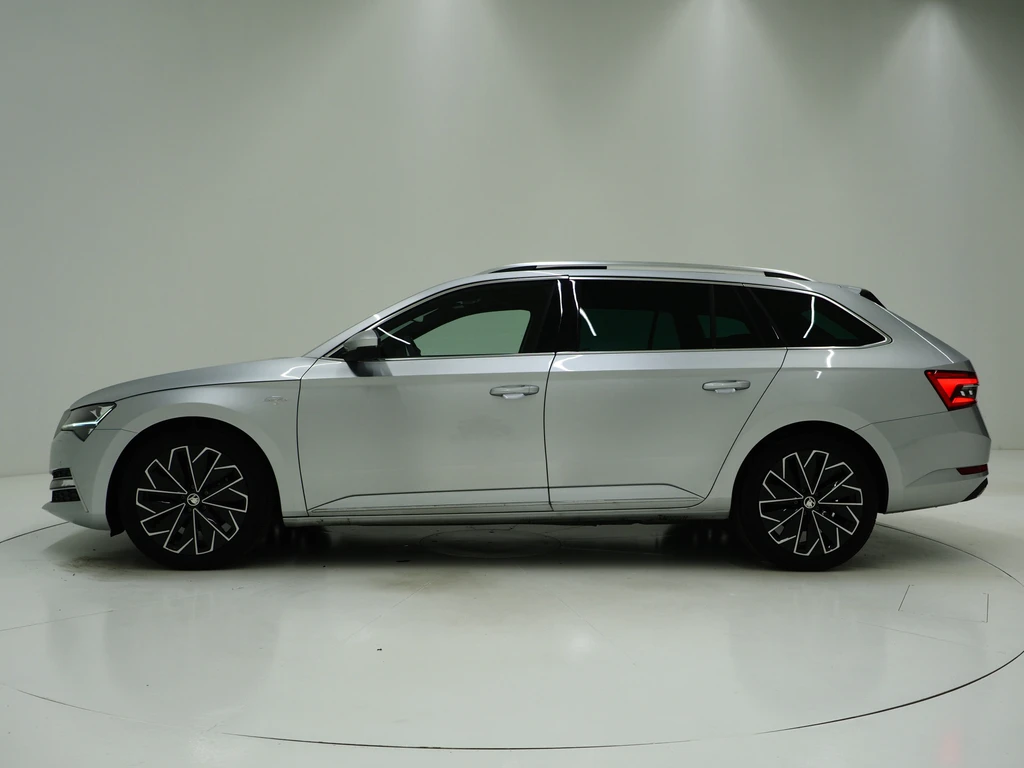 Škoda Superb – foto 2
