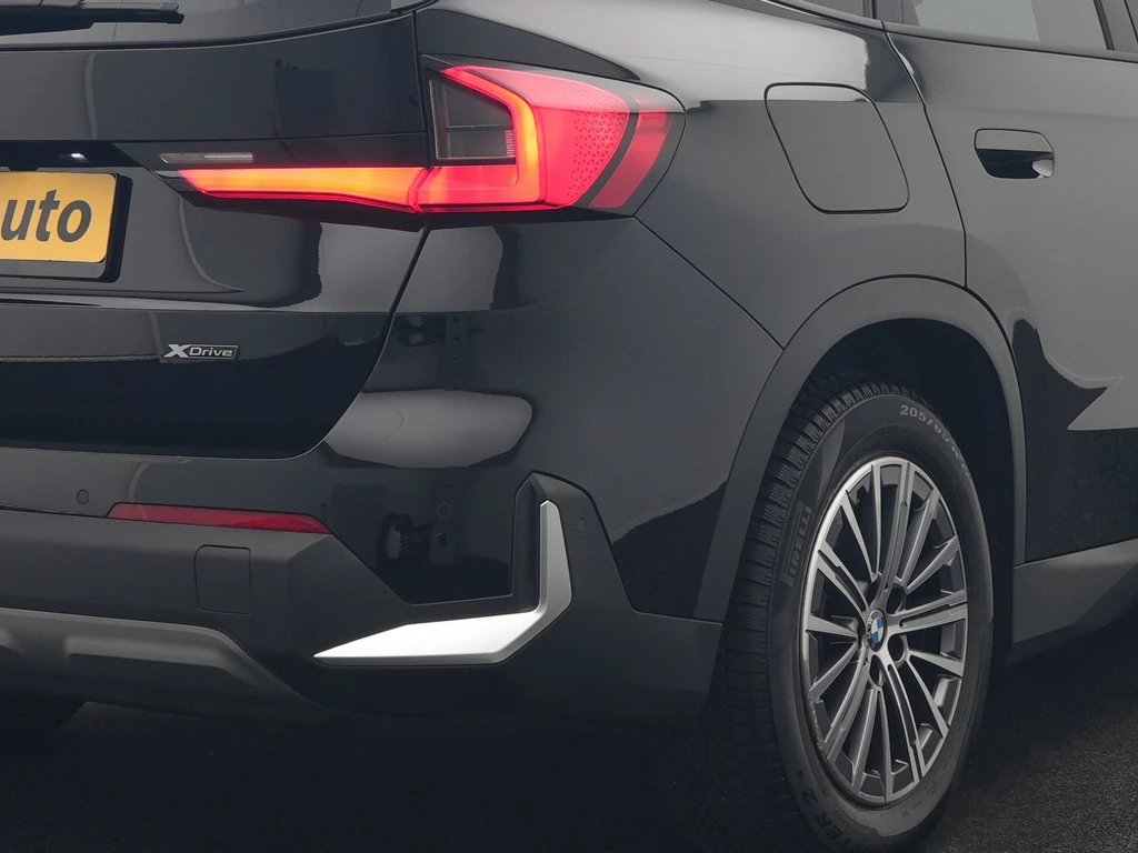 BMW iX1 – foto 17