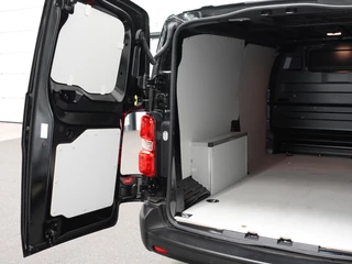 Opel Vivaro – thumbnail 36