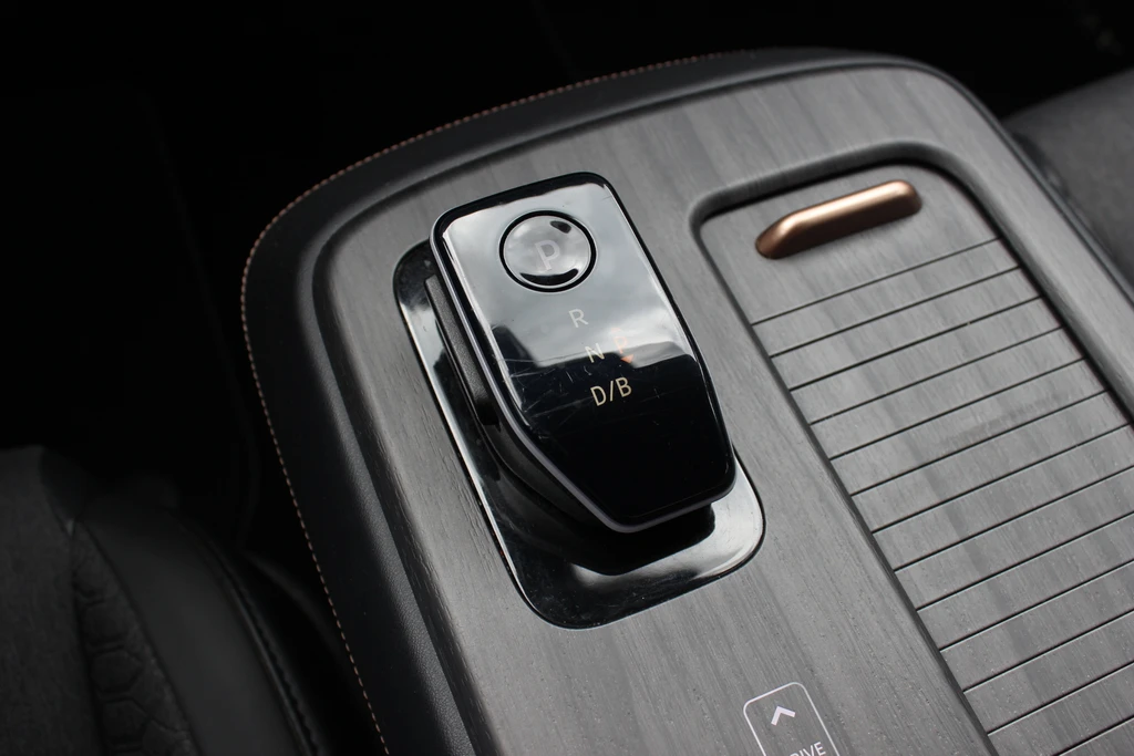 Nissan ARIYA – foto 31