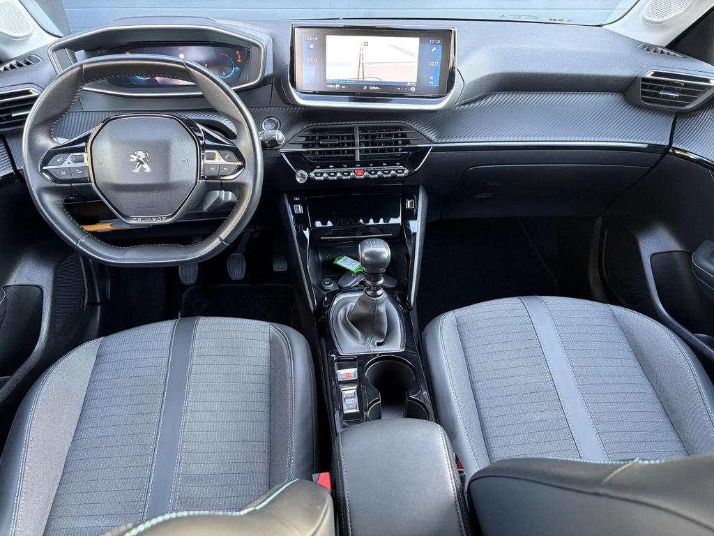 Peugeot 208 – foto 10