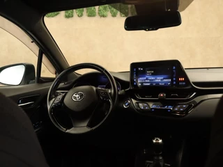 Toyota C-HR – thumbnail 15