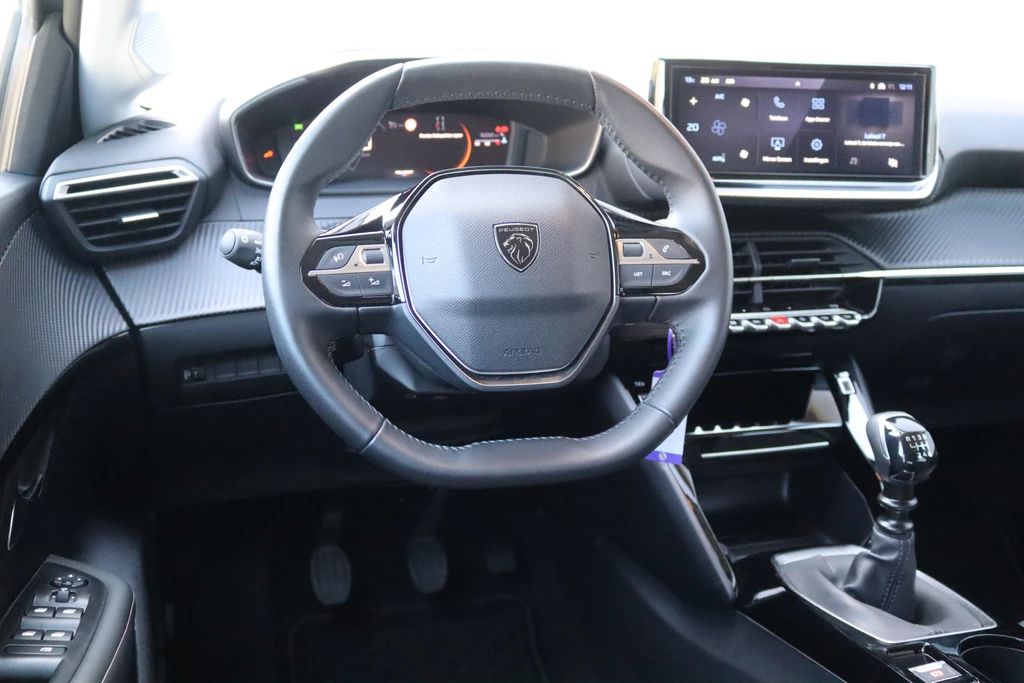 Peugeot 208 – foto 16