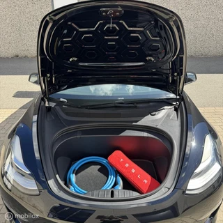 Tesla Model 3 – thumbnail 22