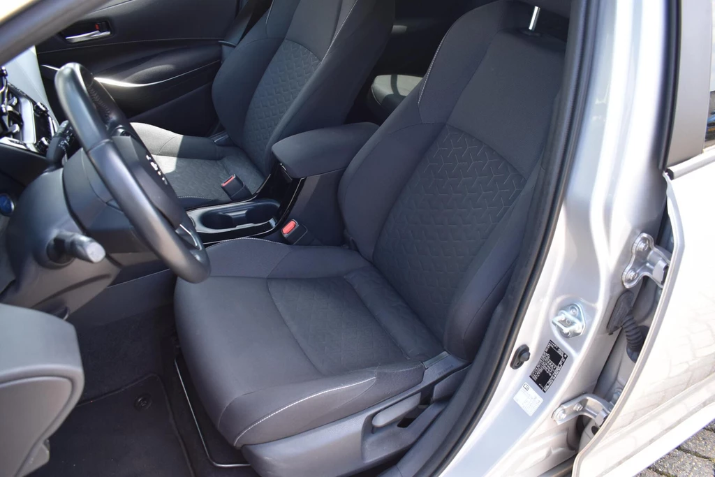 Toyota Corolla Touring Sports – foto 12