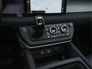 Land Rover Defender – thumbnail 14