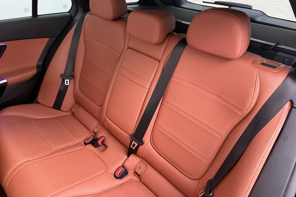 Mercedes-Benz C-Klasse – foto 12