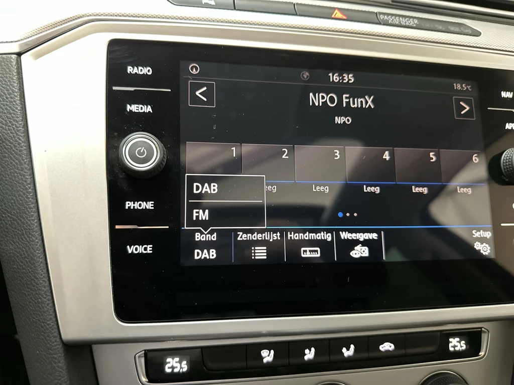 Volkswagen Passat – foto 23