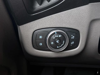 Ford Transit Connect – thumbnail 28