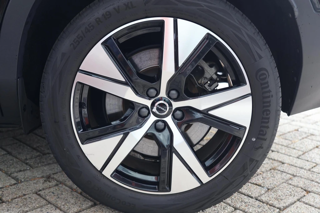 Volvo XC40 – foto 16
