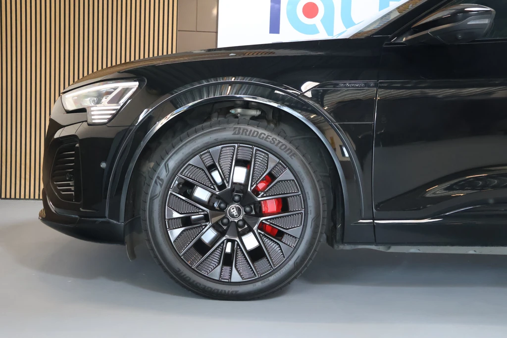 Audi Q8 e-tron – foto 5