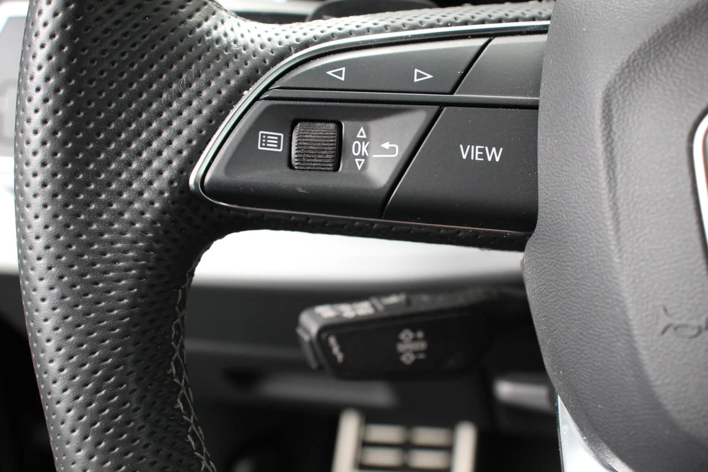 Audi Q8 – foto 17