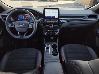 Ford Kuga – thumbnail 27