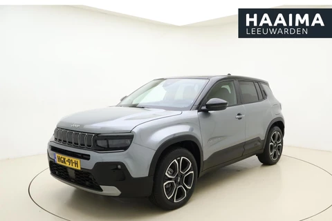 Jeep Avenger Summit 54 kWh | Stoelverwarming | 18'' lichtmetalen velgen | Elektrische achterklep | Navigatie | Two-tone lak | Verwarmde voorruit