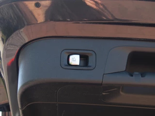 Mercedes-Benz EQC – thumbnail 34