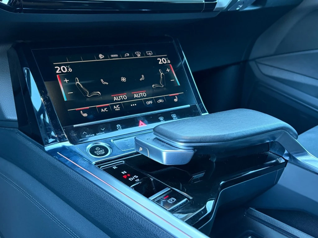 Audi e-tron – foto 9