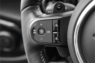 MINI Cooper Cabrio – thumbnail 36