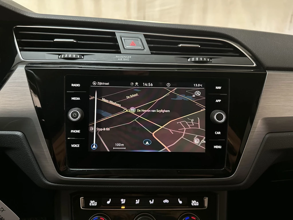 Volkswagen Touran – foto 19