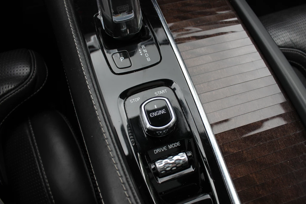 Volvo XC90 – foto 31