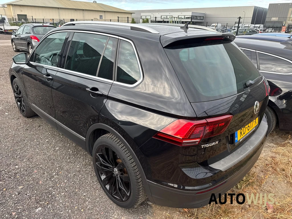 Volkswagen Tiguan – foto 2