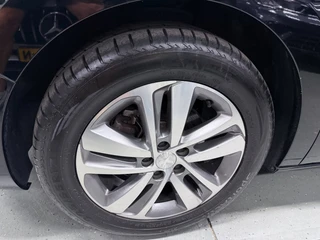 Peugeot e-Traveller – thumbnail 12