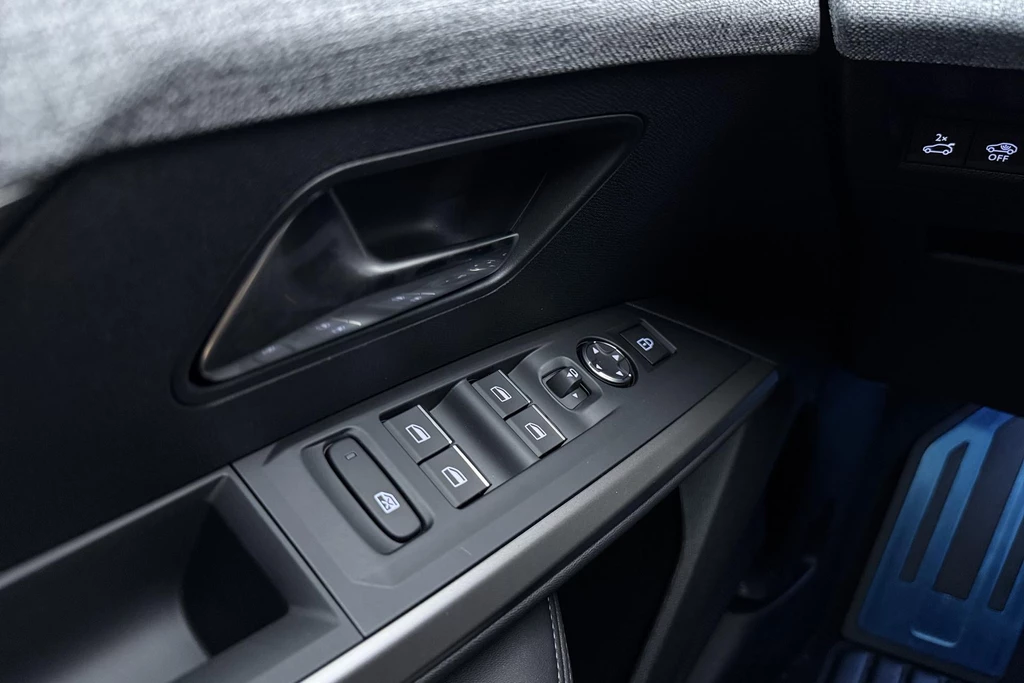 Peugeot e-3008 – foto 23