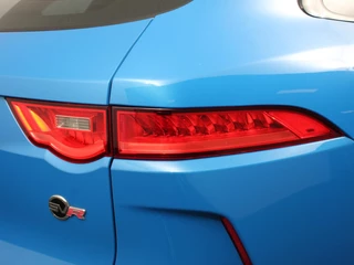 Jaguar F-PACE – thumbnail 10