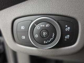Ford Transit Connect – thumbnail 15