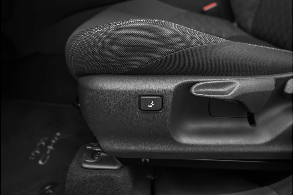 Toyota C-HR – foto 39