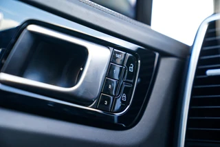 Porsche Cayenne – thumbnail 51