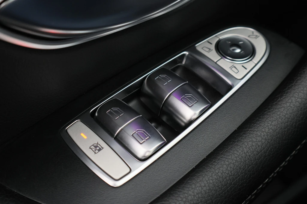 Mercedes-Benz E-Klasse – foto 41