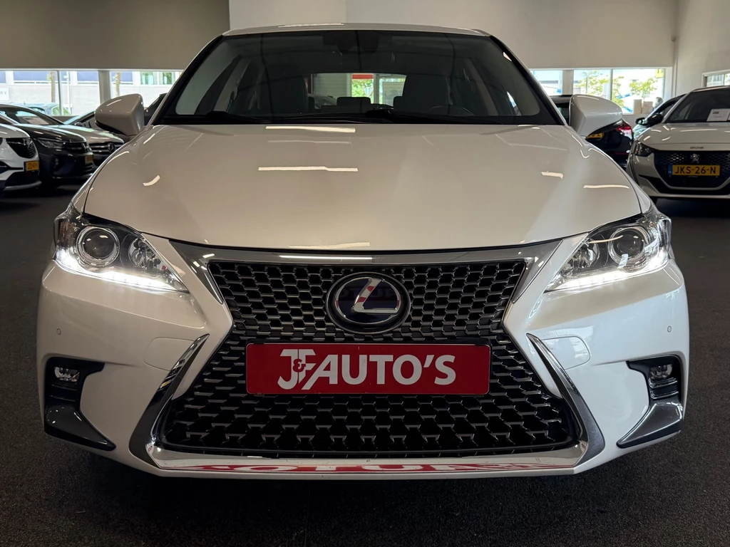Lexus CT – foto 8