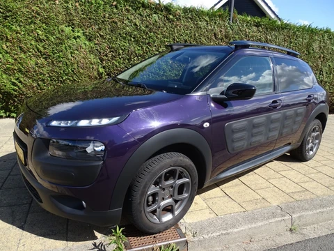 Citroën C4 1.2 PURETECH SHINE-Navi-Cruise-Blth-ARC-ECC
