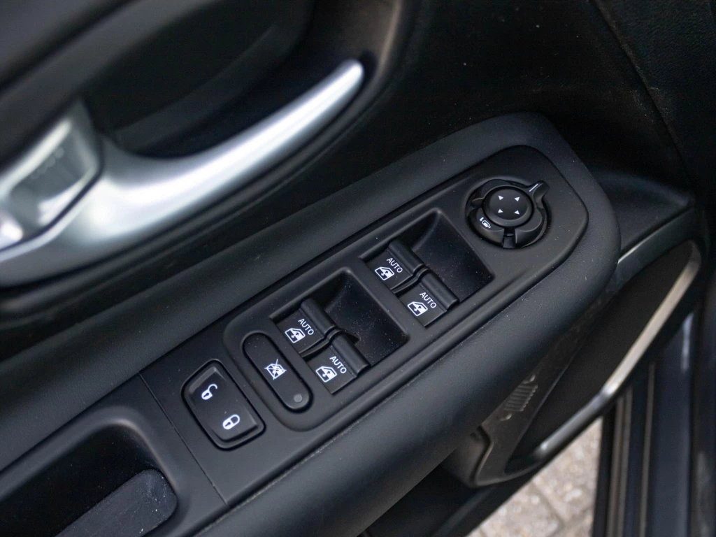 Jeep Renegade – foto 22