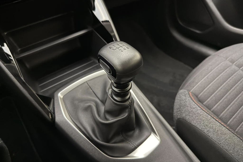 Peugeot 208 – foto 25