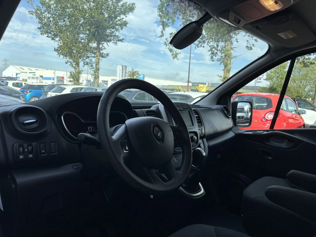 Renault Trafic – foto 22