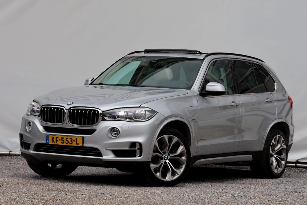 BMW X5 – foto 2