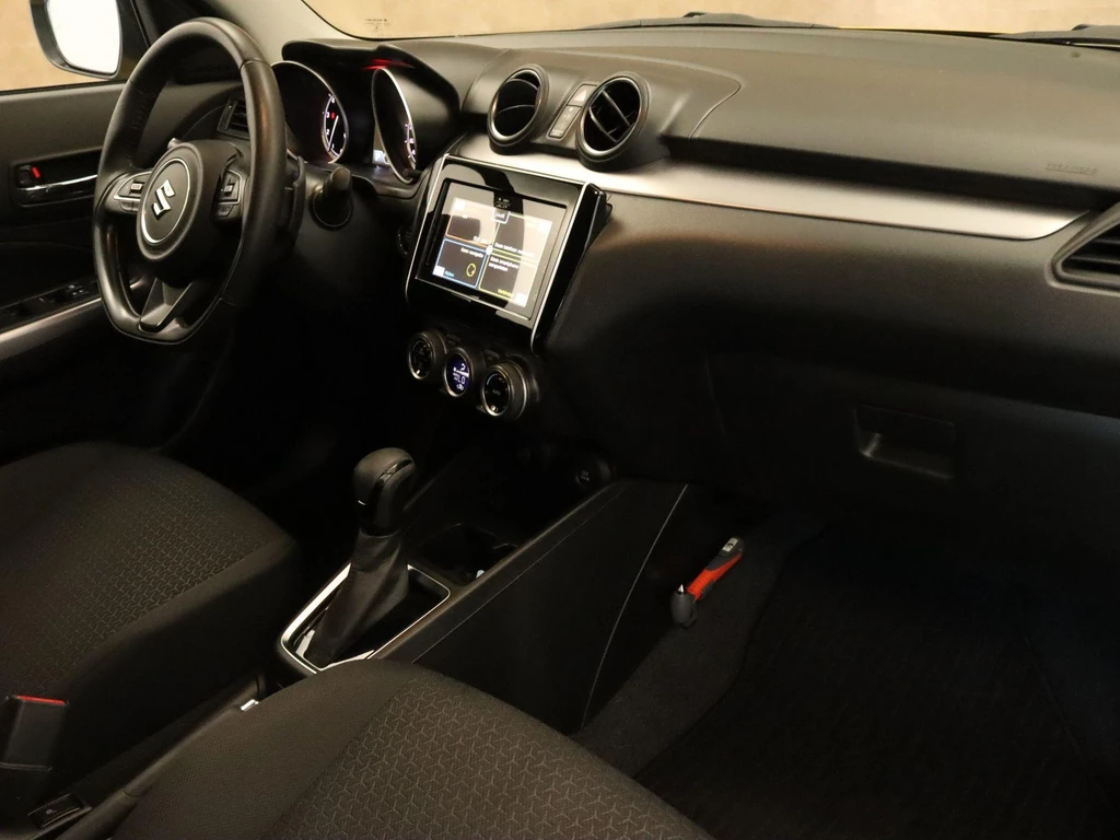 Suzuki Swift – foto 16