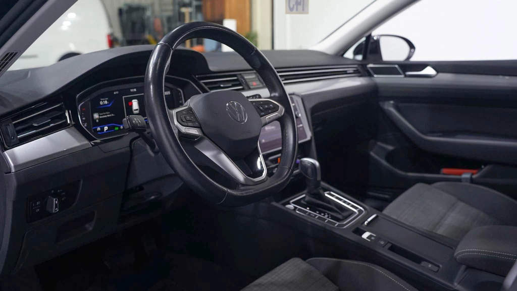 Volkswagen Passat – foto 40