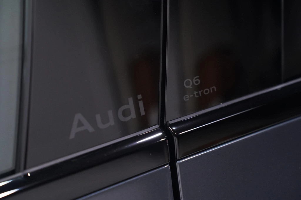 Audi Q6 e-tron – foto 15