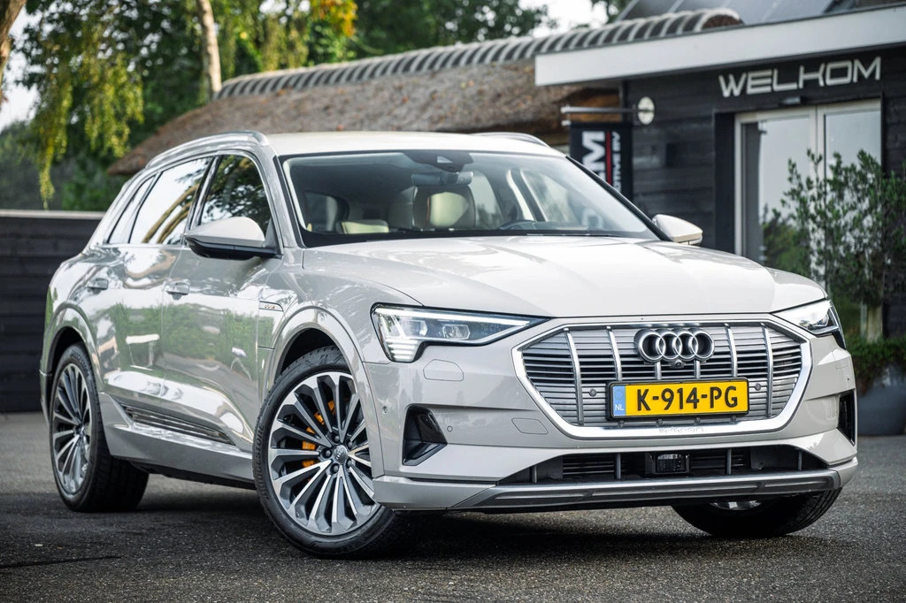 Audi e-tron – foto 11