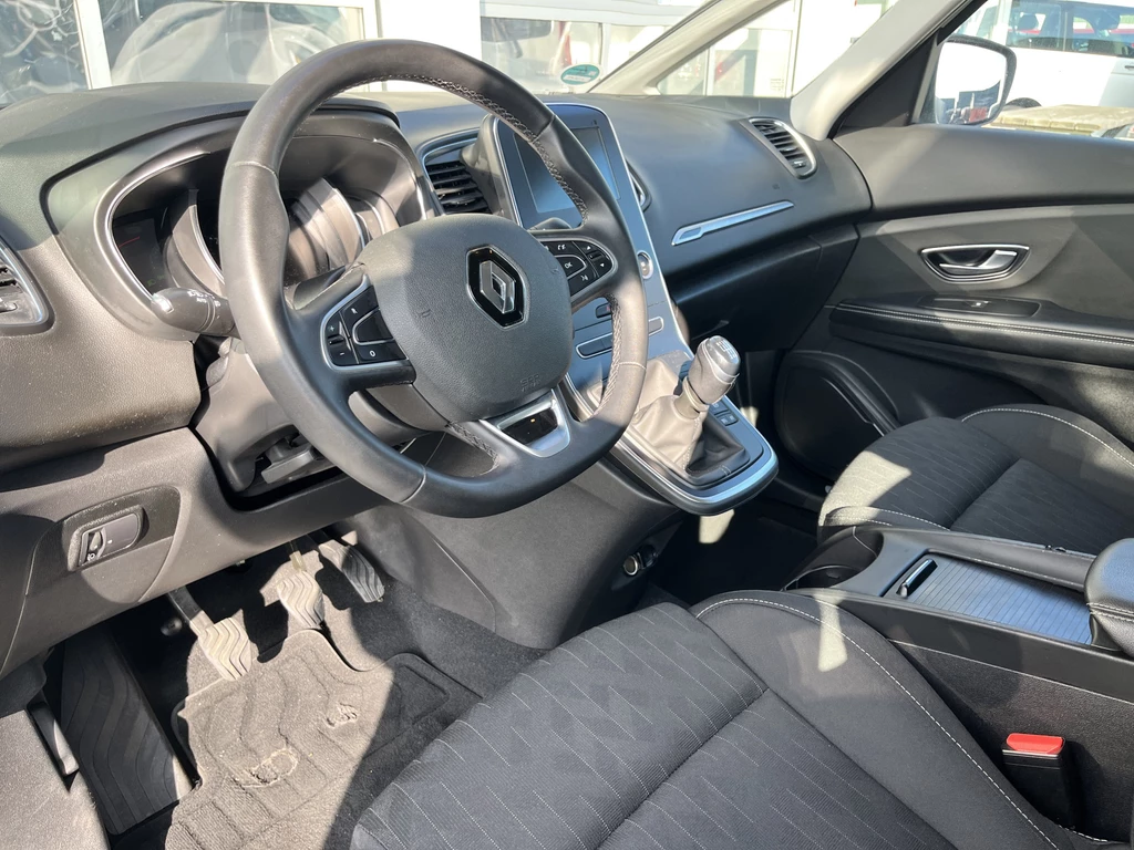 Renault Grand Scénic – foto 24