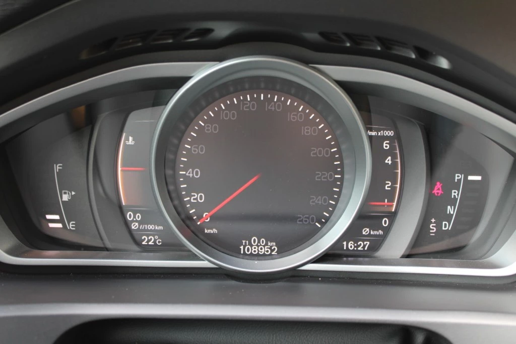 Volvo V40 – foto 11