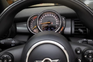 MINI Cooper Cabrio – thumbnail 16